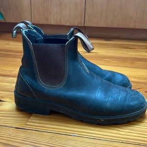 Woman’s Blundstone Boots